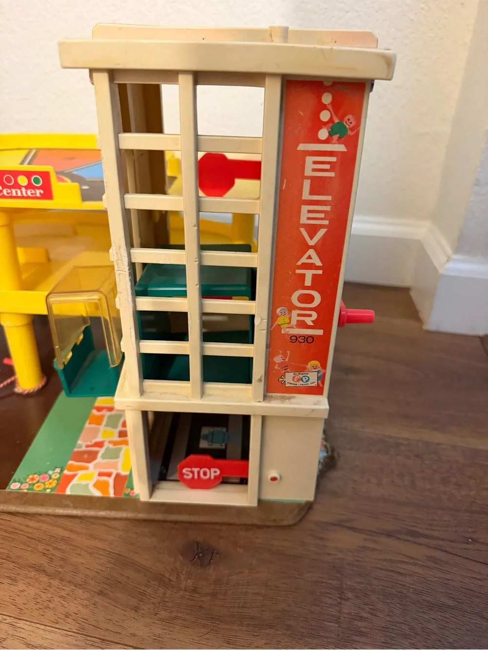 Fisher-Price Parking Ramp and Elevator Playset